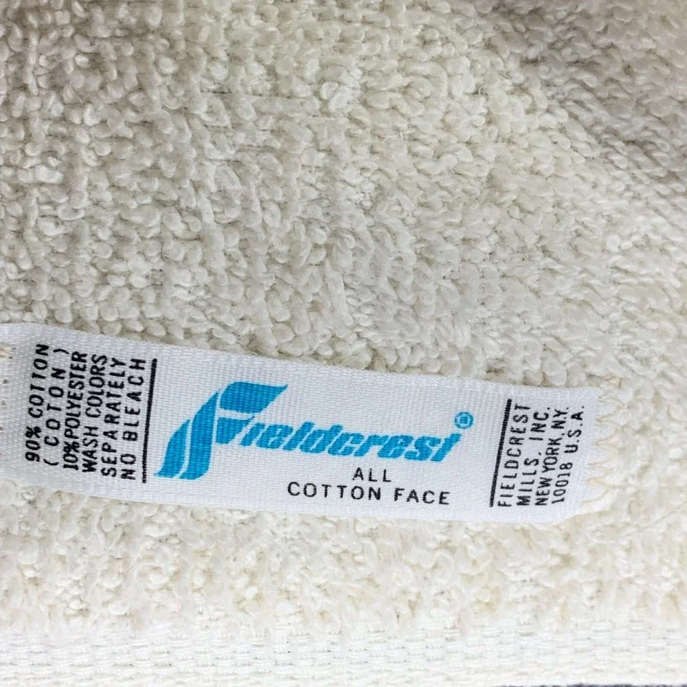 Vintage Fieldcrest Floral Patterned Bath Towel Cotton 23
